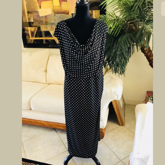 🚫SOLD🚫Black & White Polka Dots Maxi Dress🌺HP🌺 - Picture 6 of 8